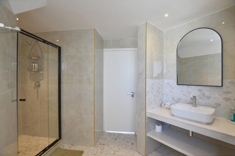 To Let 2 Bedroom Property for Rent in Dolphin Beach Western Cape